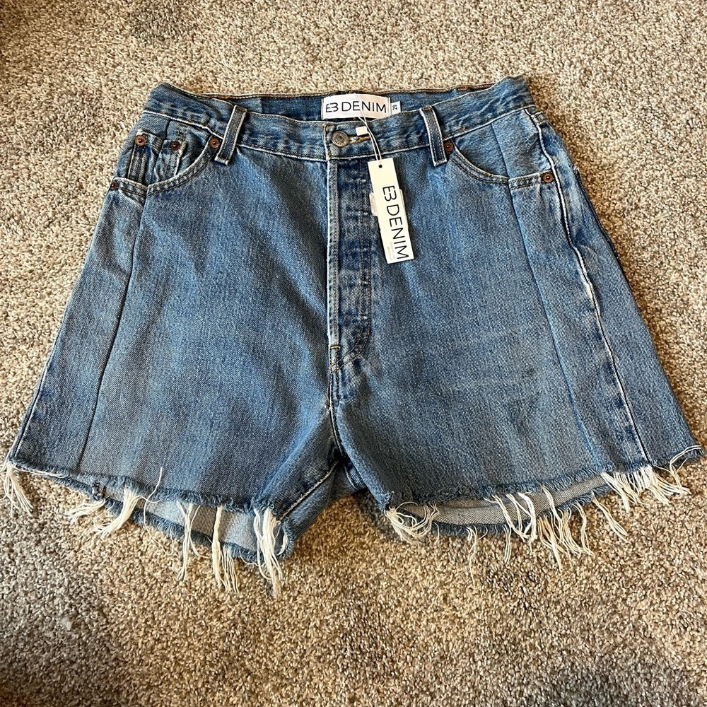 EB Denim Perfect Shorts In Arlie Sz 29 NWT